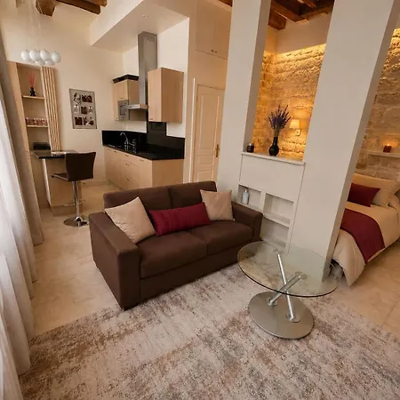 Charming With Beams Rue Du Cherche Midi *